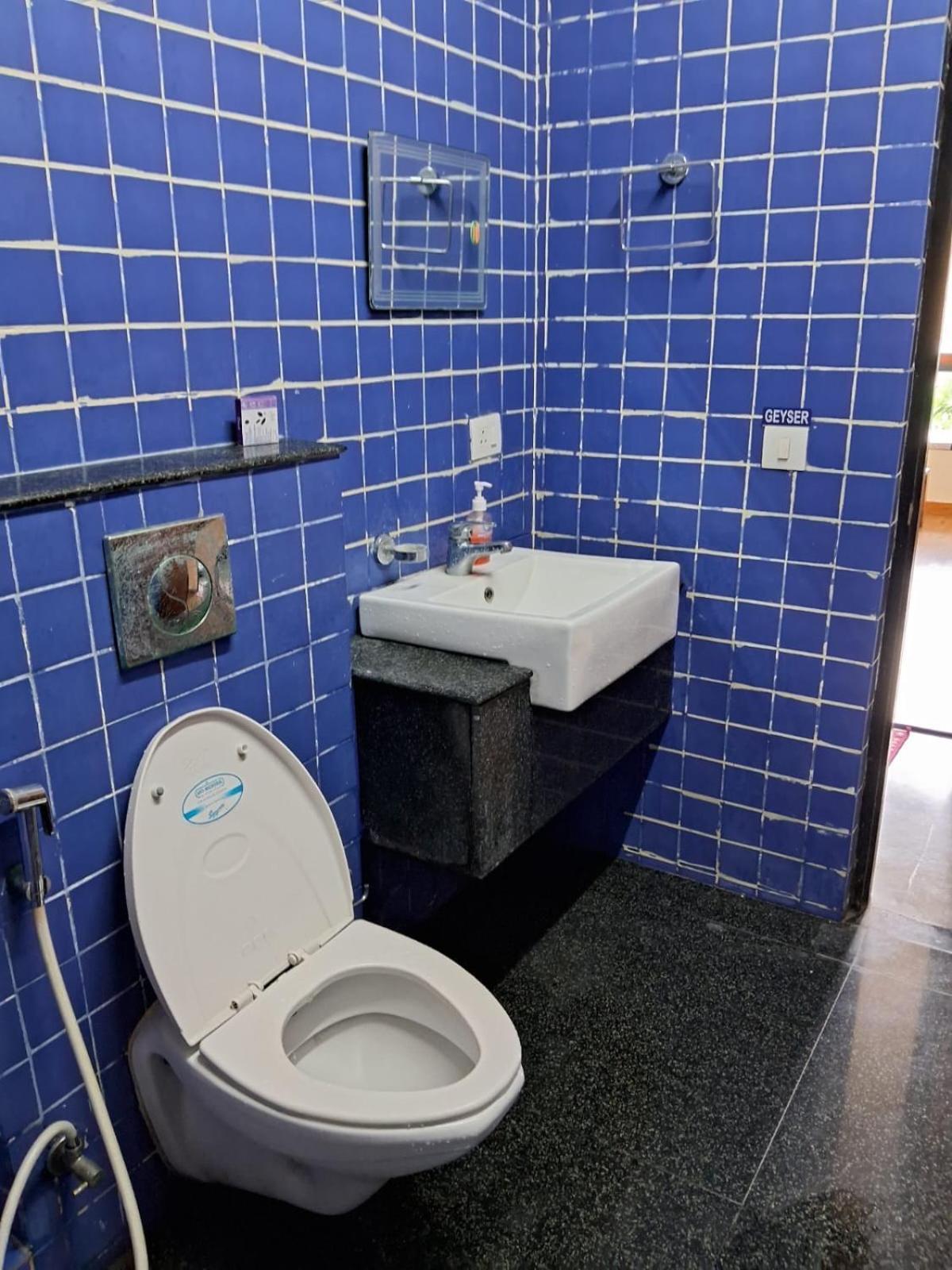 Luxury Ganga Kutir Raichak